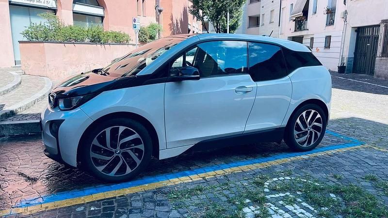 Usata BMW i3 75 kW (102 CV) 2017 Bianco Utilitaria