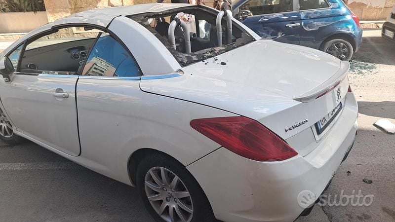 Gebraucht Peugeot 308 CC 2010 Weiß Cabrio