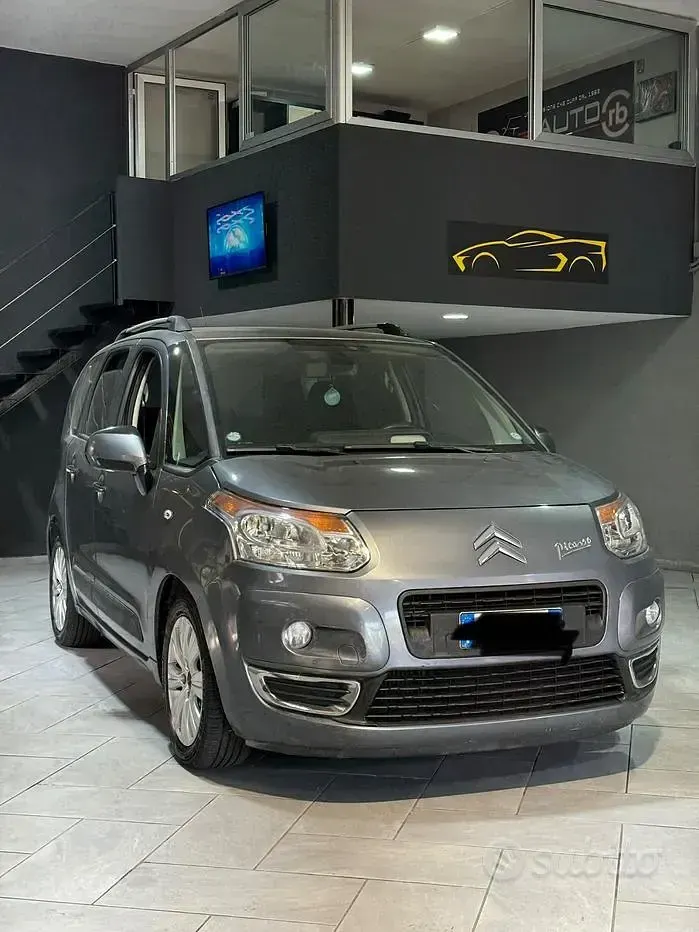 Usata Citroën C3 Picasso Exclusive 90 CV (66 kW) 2010 Grigio Monovolume