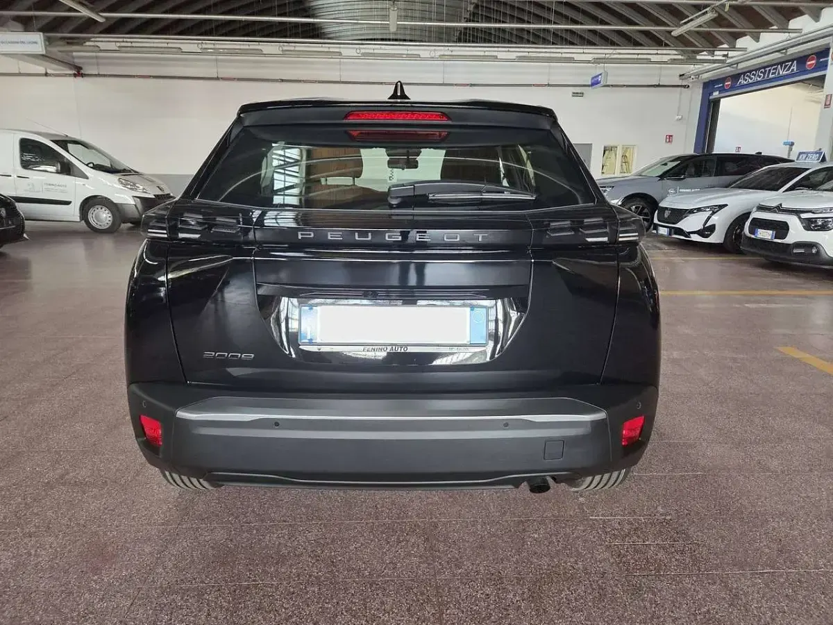 Nuova Peugeot 2008 Style 101 CV (74 kW) 2026 Nero perla SUV