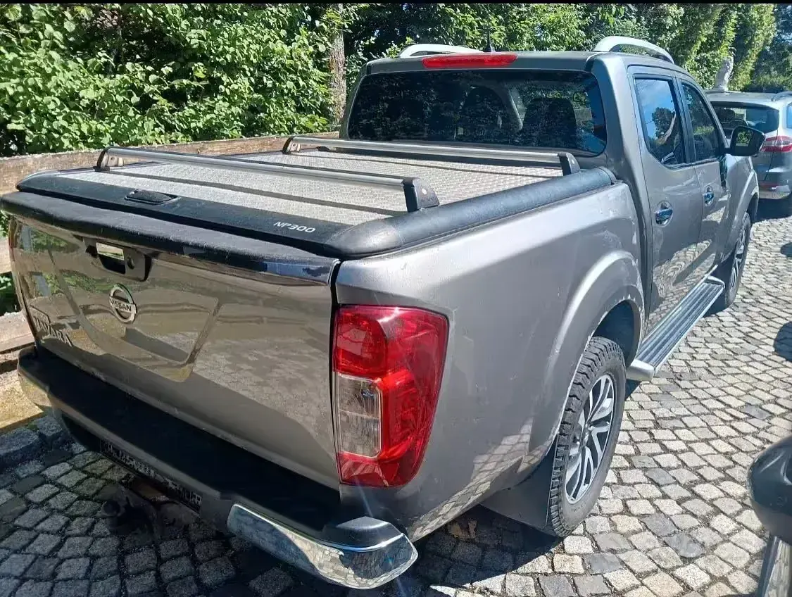 Usata Nissan Navara N-Connecta 190 CV (139 kW) 2016 Grigio Pick-up
