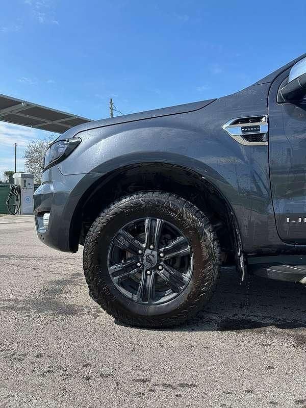 Usata Ford Ranger Limited 170 CV (125 kW) 2019 Grigio Pick-up