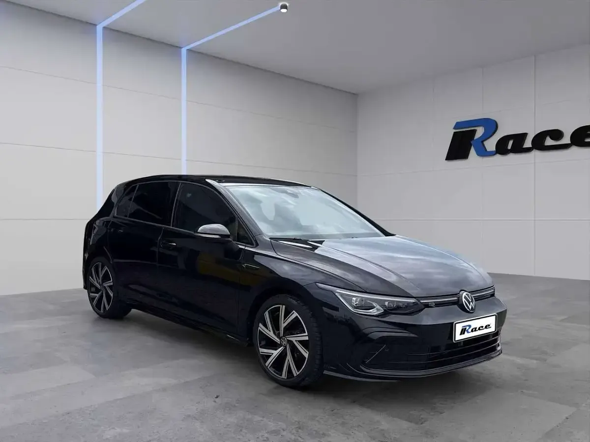 Usata VW Golf VIII R-line 131 CV (96 kW) 2024 Nero Berlina