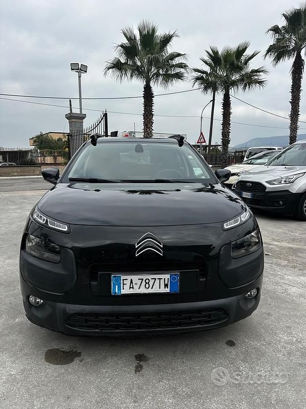 Occasion Citroën C4 Shine 99 ch (72 kW) 2015 Noir SUV