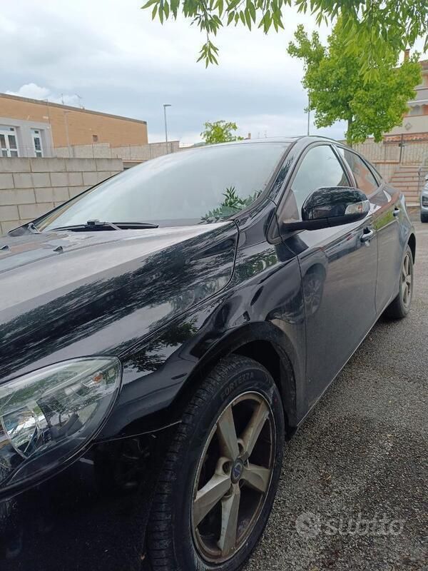 Usata 2013 Volvo V40 Station wagon | 3500 € (Ottimo prezzo) - Immagine 1/4