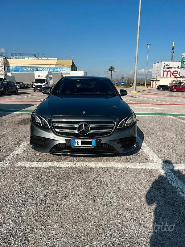 Usata Mercedes E220 Premium 194 CV (142 kW) 2016 Berlina