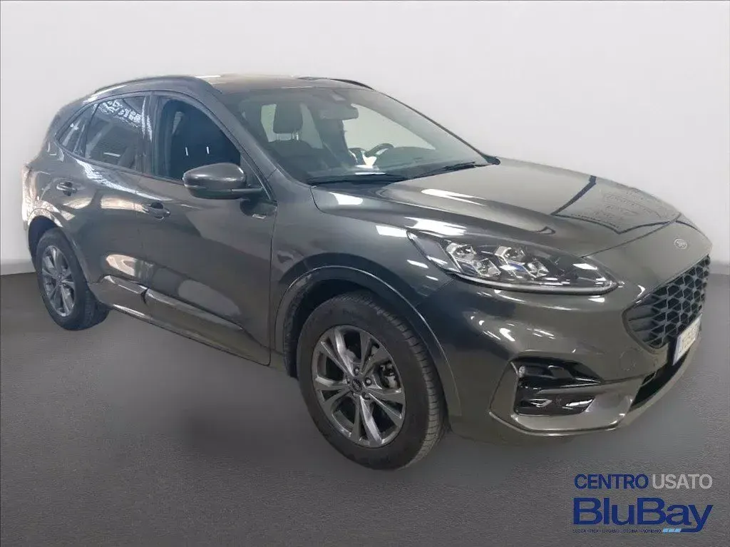 Usata Ford Kuga ST-Line X 225 CV (165 kW) 2023 Magnetic grey SUV