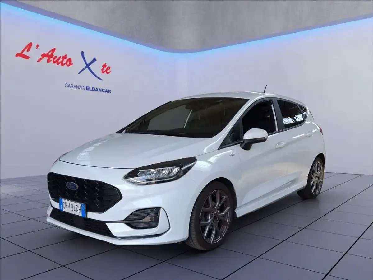 Usata Ford Fiesta ST-Line 125 CV (91 kW) 2023 Bianco pastello Utilitaria