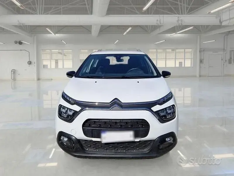 Usata Citroën C3 Feel 102 CV (75 kW) 2022 Bianco Utilitaria