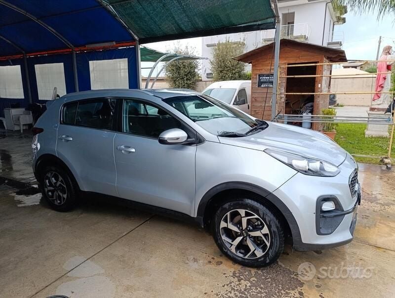 Usata Kia Sportage 132 CV (97 kW) 2021 Grigio SUV