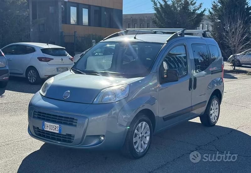 Usata Fiat Qubo Trekking 75 CV (55 kW) 2011 Blu Monovolume