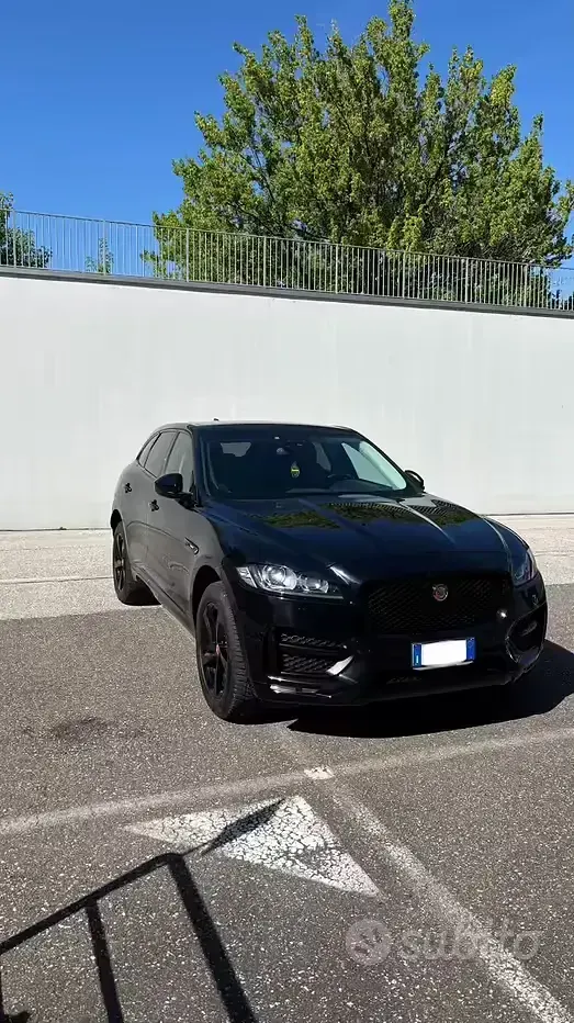Usata Jaguar F-Pace R-Sport 180 CV (132 kW) 2018 SUV