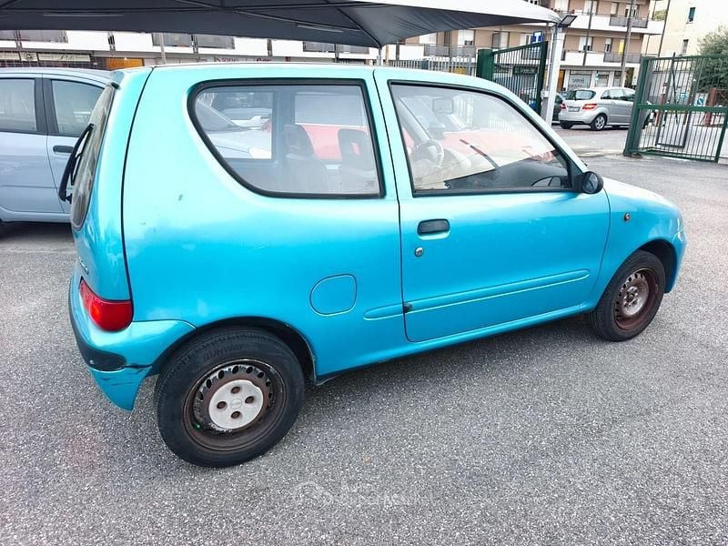 Usata Fiat Seicento Young 39 CV (28 kW) 2000 Blu Utilitaria