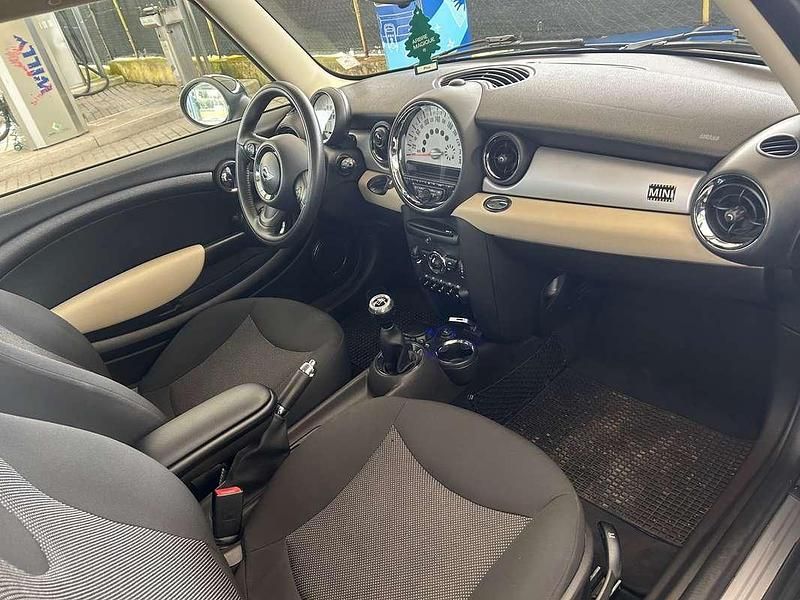 Usata Mini One D 90 CV (66 kW) 2014 Blu/azzurro Utilitaria