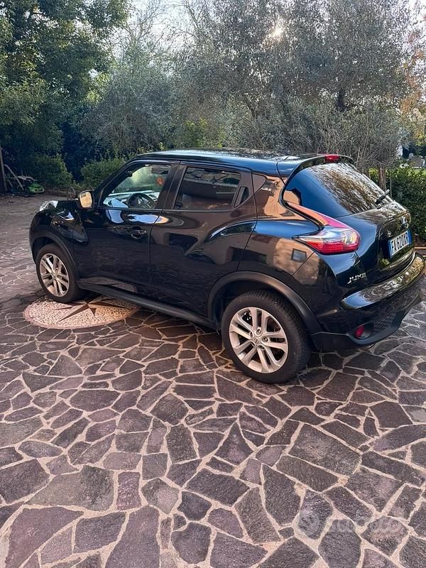Usata Nissan Juke 110 CV (80 kW) 2015 Nero SUV