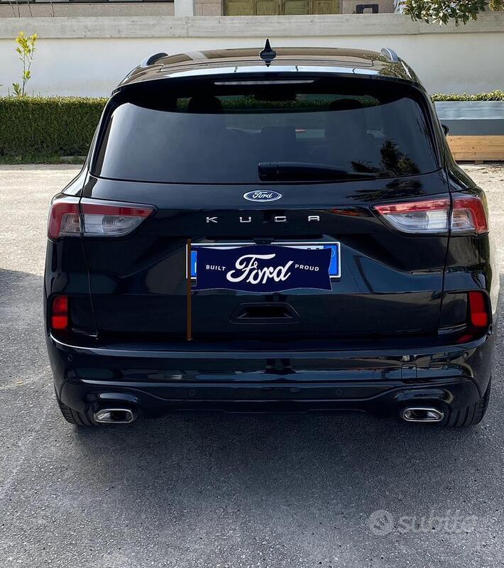 Usato 2020 Ford Kuga 1.5 Diesel 120 CV (22.800 €)