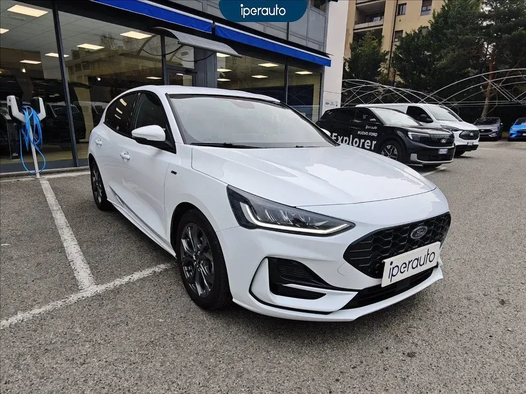 Usata Ford Focus ST-Line 125 CV (91 kW) 2024 Bianco Berlina