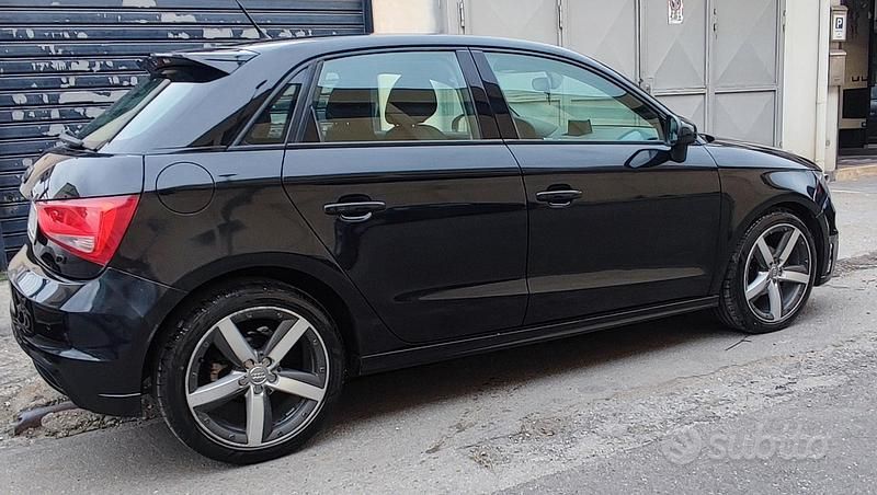 Usata Audi A1 90 CV (66 kW) 2014 Nero Utilitaria
