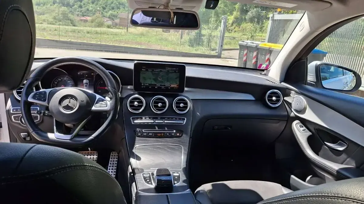 Usata Mercedes GLC250 Premium 204 CV (150 kW) 2018 Argento SUV