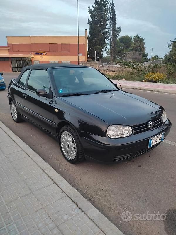 Usata VW Golf Cabriolet 1999 Blu Cabrio