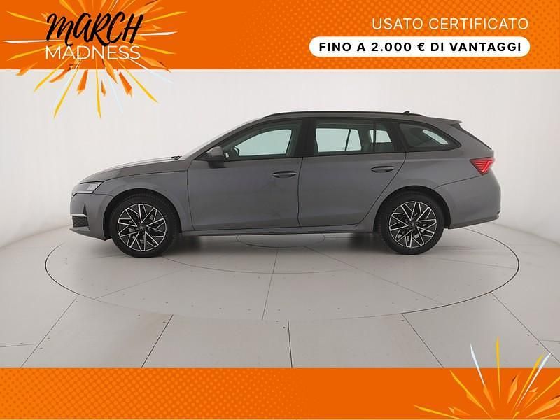 Usata Skoda Octavia Executive 150 CV (110 kW) 2025 Grigio graphite metallizzato Station wagon