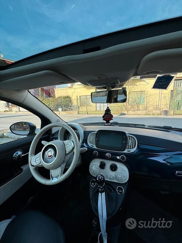 Usata Fiat 500 Dolcevita 69 CV (50 kW) 2021 Blu Utilitaria
