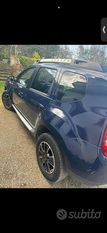 Usata Dacia Duster Prestige 109 CV (80 kW) 2015 Blu Berlina