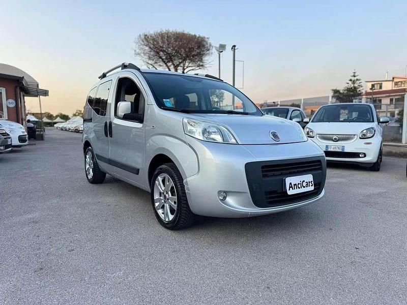 Usata Fiat Qubo Dynamic 77 CV (56 kW) 2010 Argento Monovolume