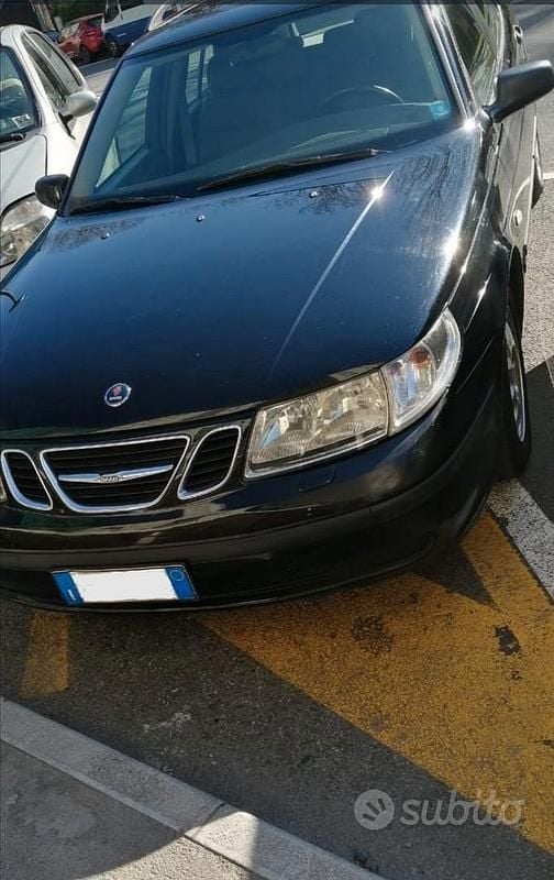 Begagnad Saab 9-5 Linear 150 HK (110 kW) 2003 Svart Kombi
