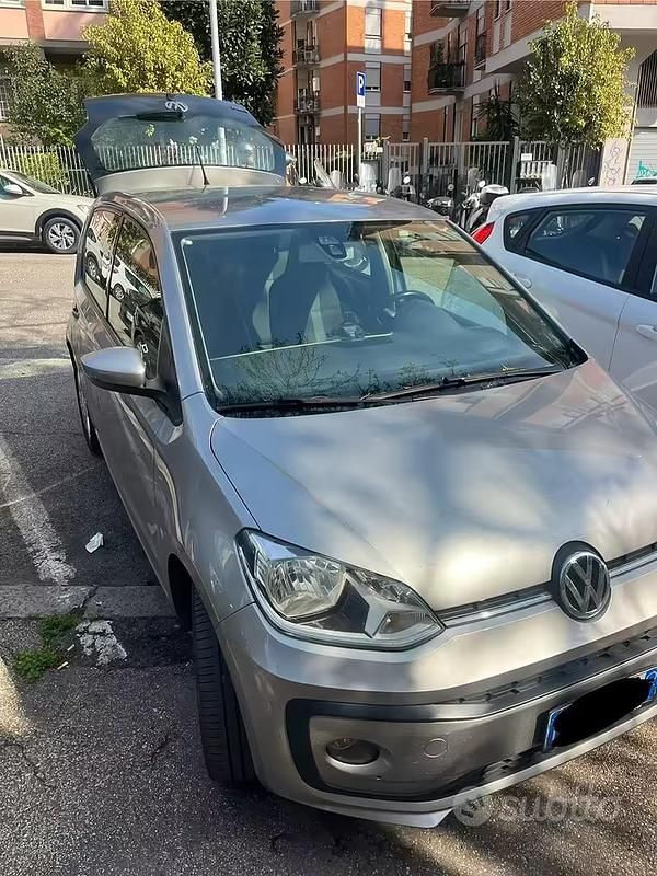 Usata VW up! 75 CV (55 kW) 2017 Grigio Utilitaria