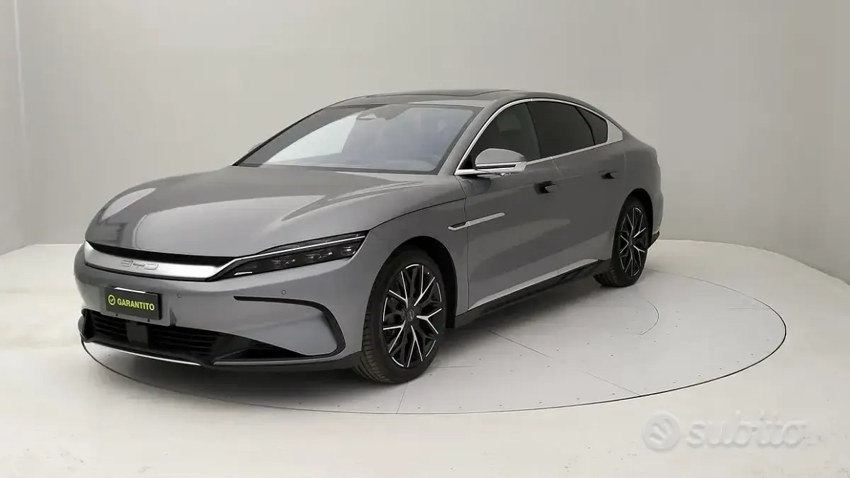 Usata BYD Han 130 kW (177 CV) 2023 Grigio Berlina