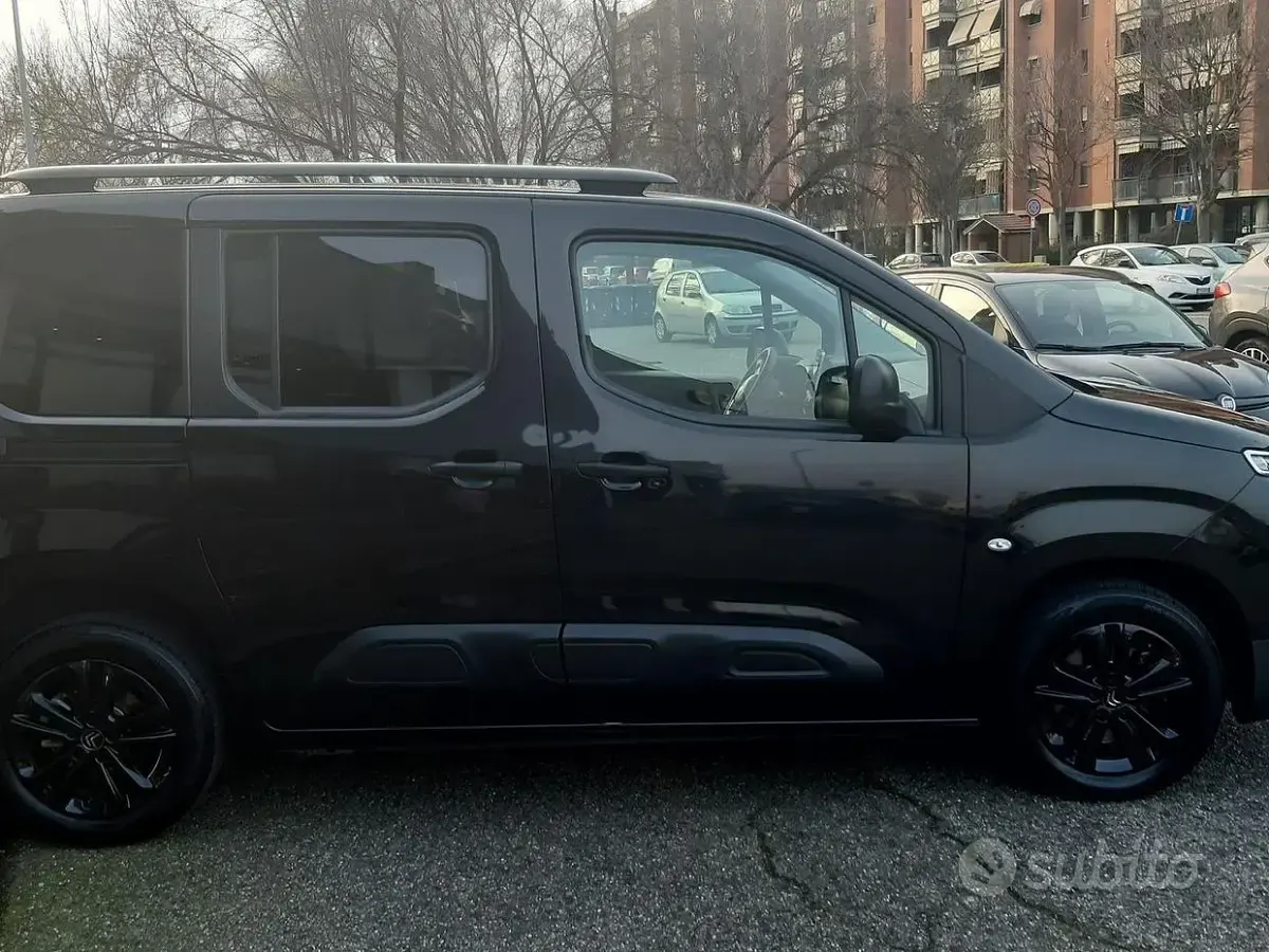 Usata Citroën Berlingo Live 110 CV (80 kW) 2020 Nero Monovolume