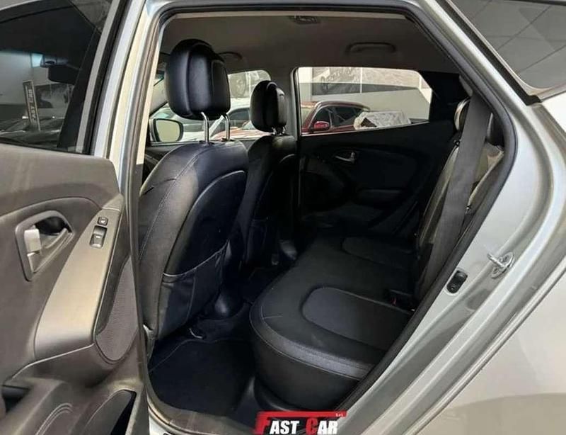 Usata Hyundai ix35 Xpossible 116 CV (85 kW) 2014 Argento SUV