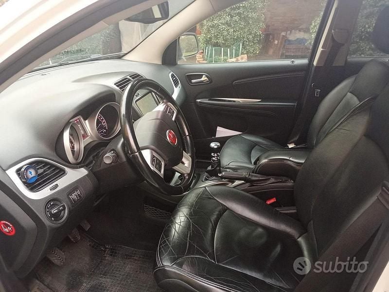 Usata Fiat Freemont Lounge 170 CV (125 kW) 2013 Bianco SUV