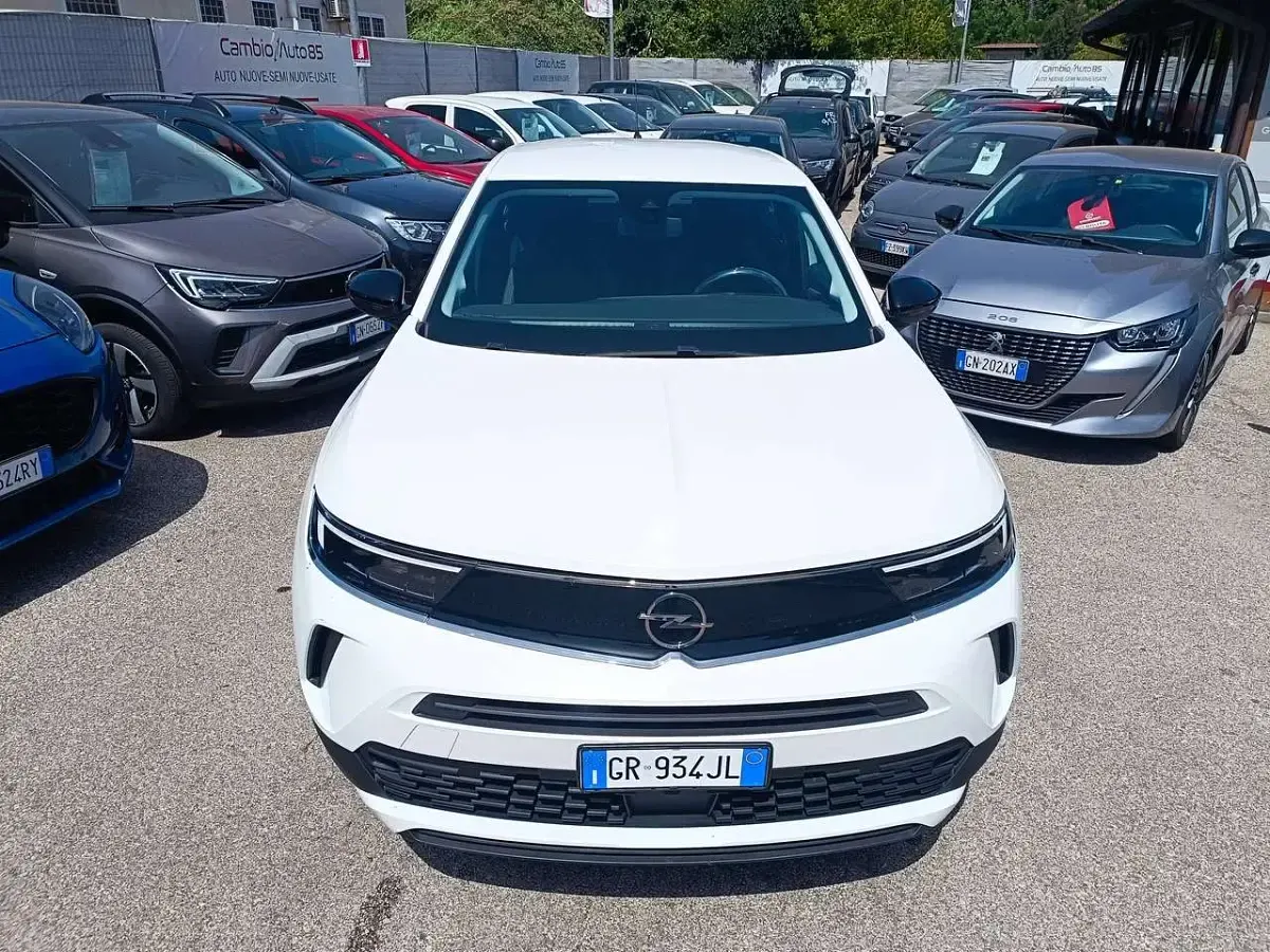 Usata Opel Mokka Edition 101 CV (74 kW) 2023 Bianco SUV