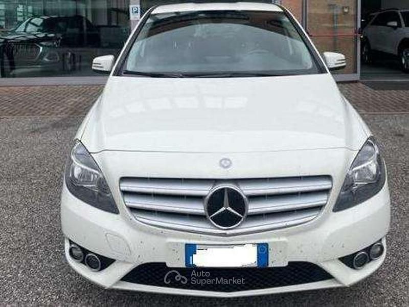 Usata Mercedes B180 Executive 109 CV (80 kW) 2014 Bianco Monovolume