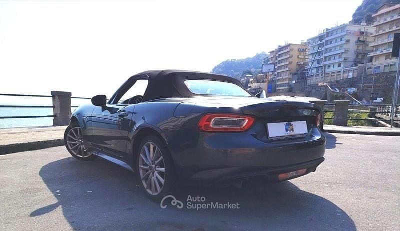 Usata Fiat 124 Spider Lusso 140 CV (102 kW) 2019 Grigio Cabrio