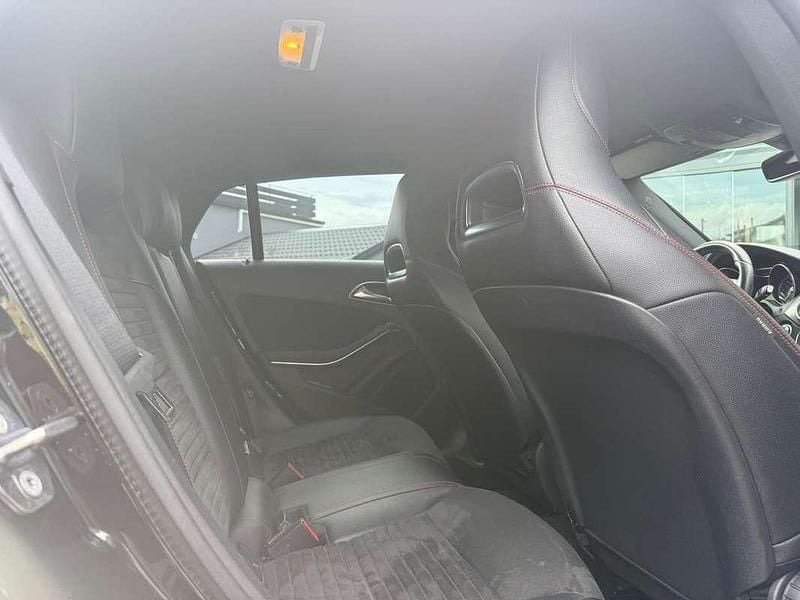 Usata Mercedes CLA220 Shooting Brake Premium 177 CV (130 kW) 2018 Nero Station wagon