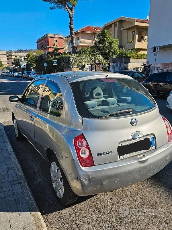 Usata Nissan Micra 80 CV (58 kW) 2003 Grigio Utilitaria