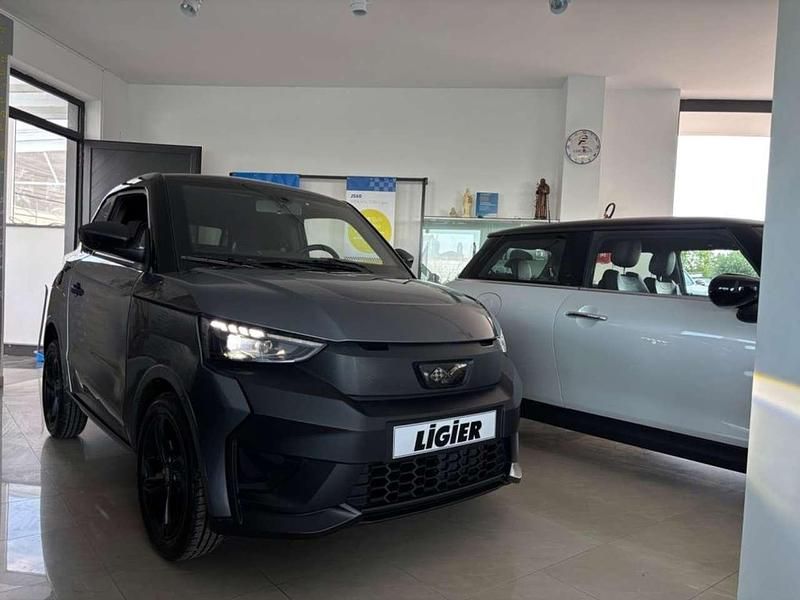 Nuova Ligier JS50 2025 Antracite pastello Utilitaria