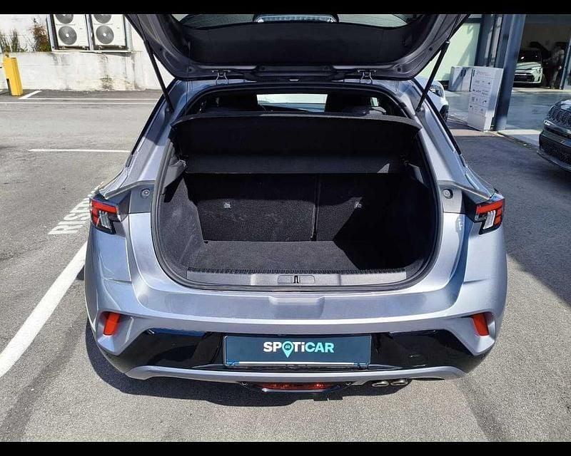 Usata Opel Mokka S 130 CV (95 kW) 2025 Argento SUV