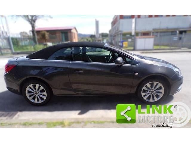 Antracite(met.) Usata 2015 Opel Cascada Cosmo Cabrio | 12.000 € - Immagine 1/4