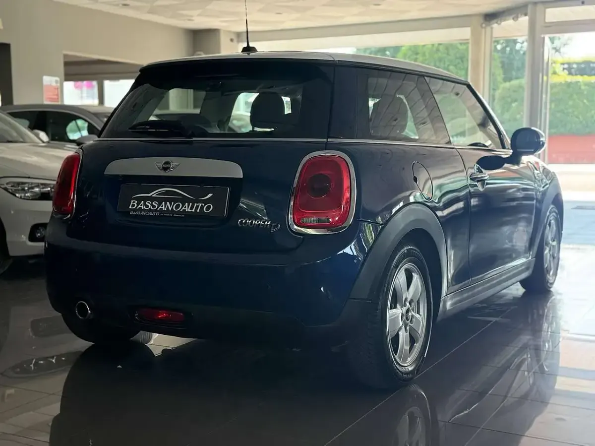 Usata Mini Cooper D 116 CV (85 kW) 2014 Blu/azzurro Utilitaria