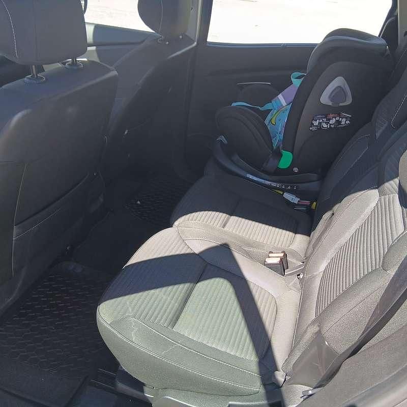 Usata Renault Grand Scénic IV Zen 110 CV (80 kW) 2017 Grigio Monovolume