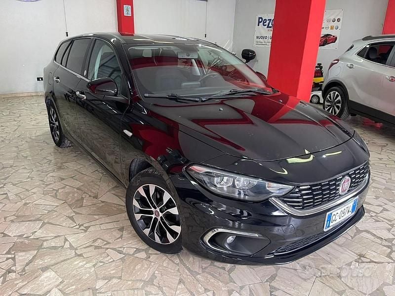 Usata Fiat Tipo Mirror 130 CV (95 kW) 2020 Nero Station wagon