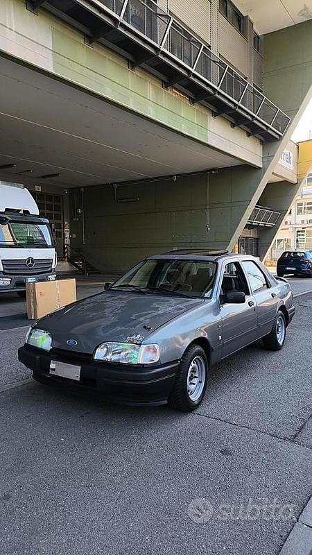 Usata Ford Sierra Ghia 125 CV (91 kW) 1988 Berlina