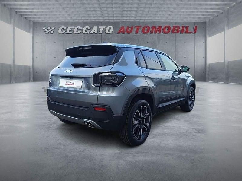 Nuova Jeep Avenger Summit 101 CV (74 kW) 2025 Grigio SUV