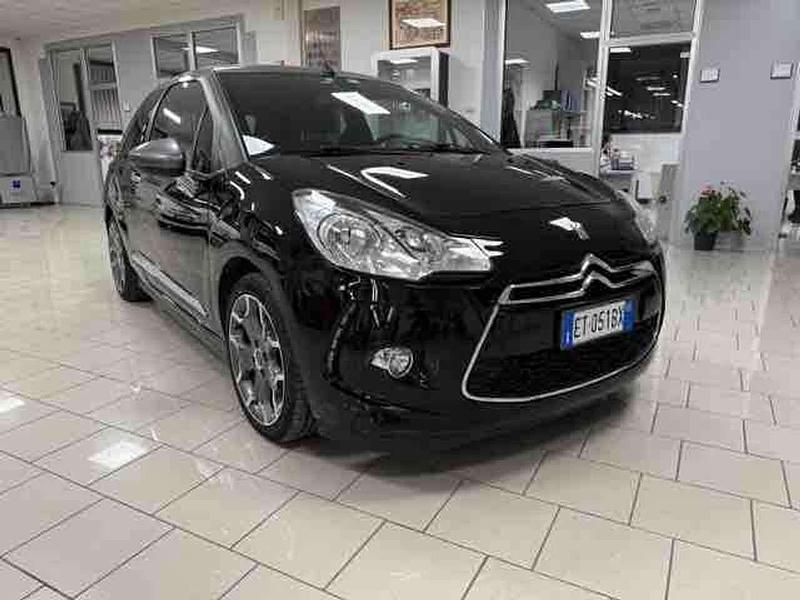 Nero Usata 2013 Citroën DS3 Cabriolet Cabrio | 8900 € - Immagine 1/4