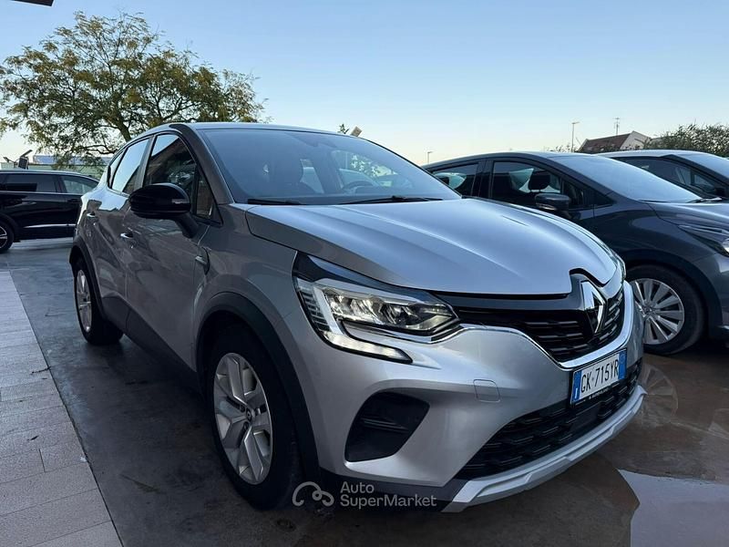 Usata Renault Captur Zen 91 CV (66 kW) 2022 Grigio SUV