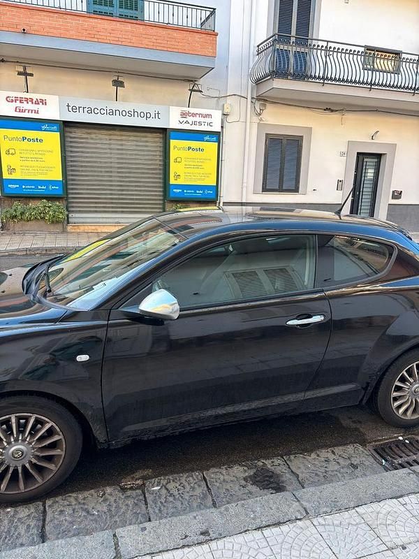 Usata Alfa Romeo MiTo 85 CV (62 kW) 2013 Nero Utilitaria